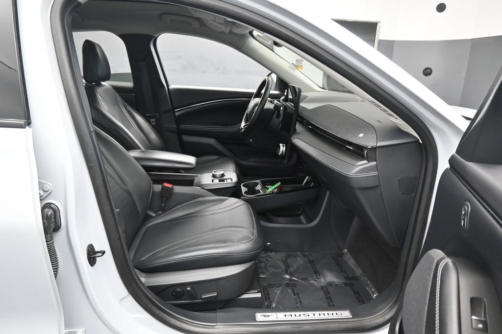 Used 2022 Ford Mustang Mach-E Premium RWD image 45