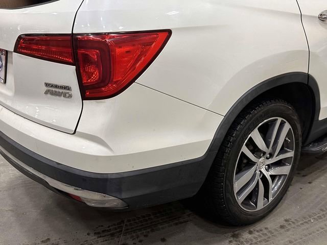 Used 2017 Honda Pilot Touring image 14