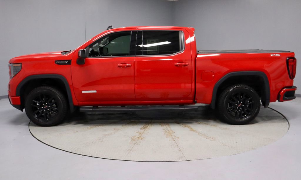 Used 2025 GMC Sierra 1500 Elevation w/ Elevation Premium Package AWD/4WD image 9
