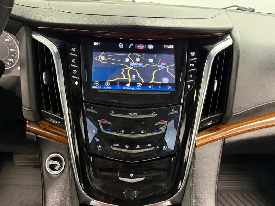 Used 2015 Cadillac Escalade Premium image 47
