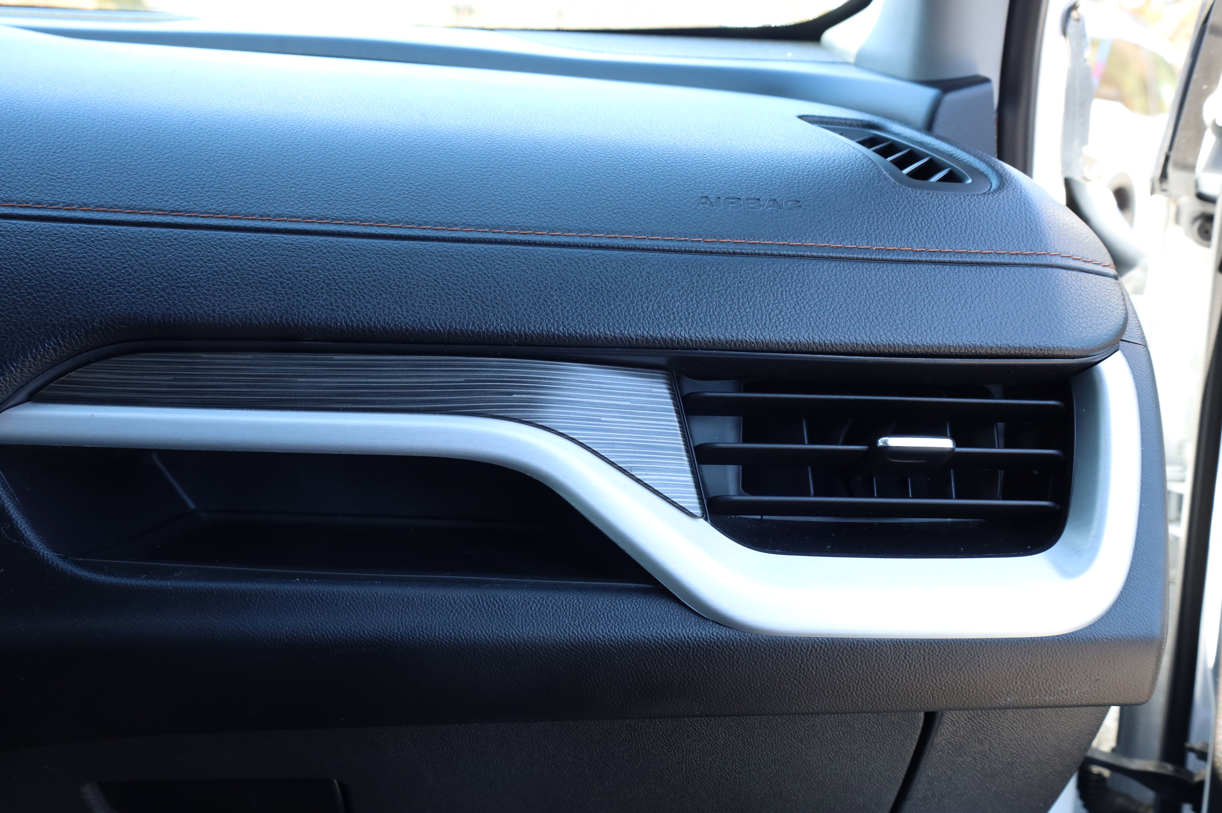 Used 2020 GMC Terrain SLT image 21