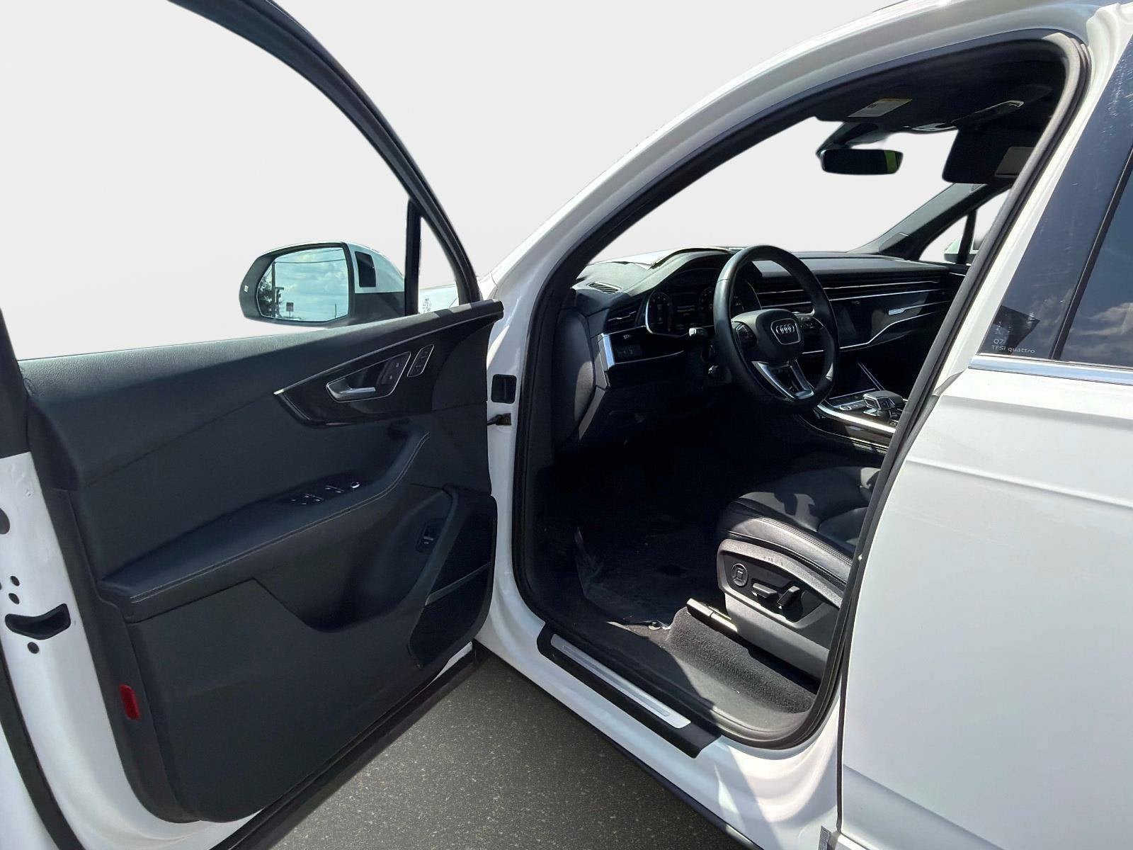 Used 2025 Audi Q7 3.0T Premium Plus AWD/4WD image 19