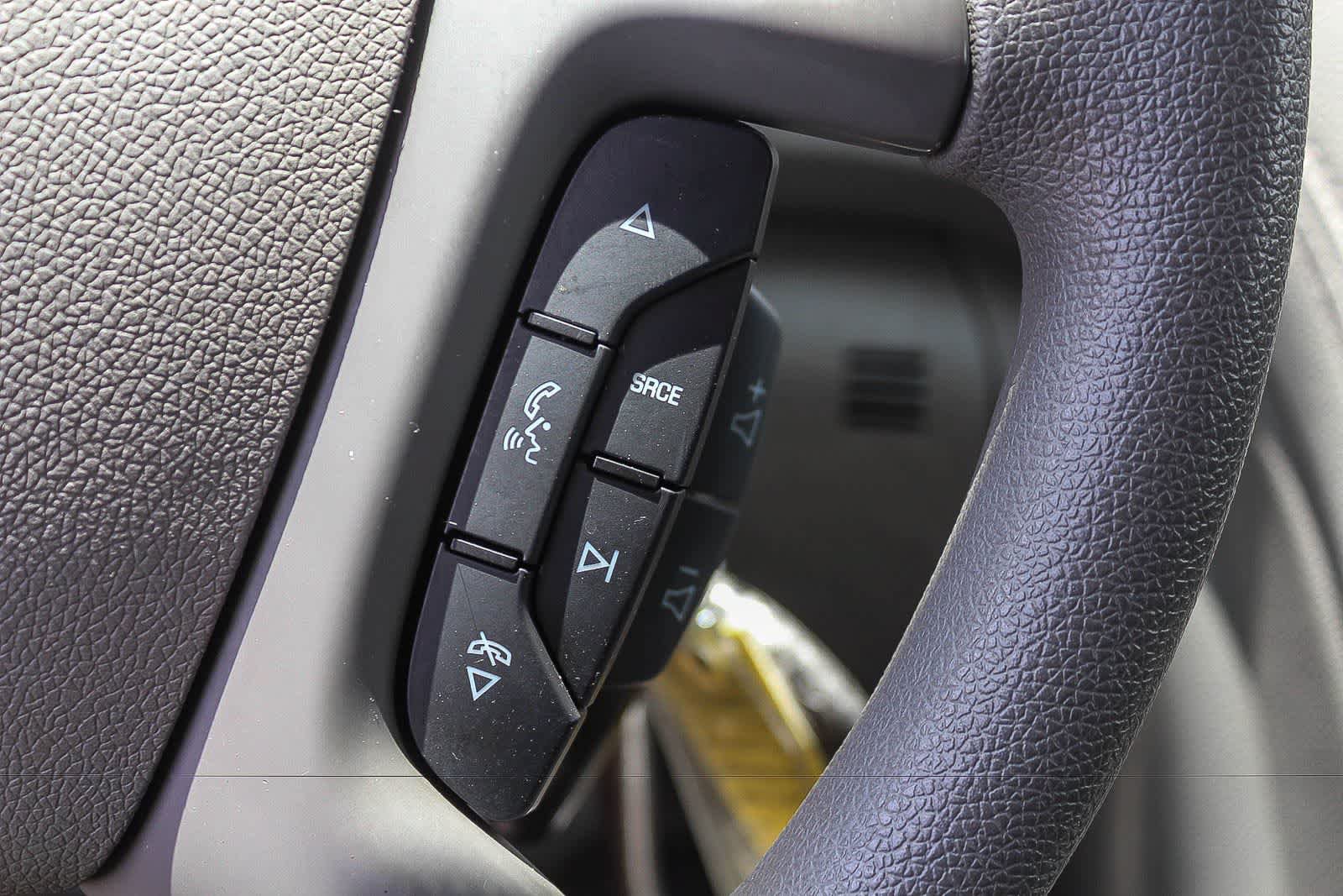 Used 2015 Chevrolet Traverse LS FWD image 31