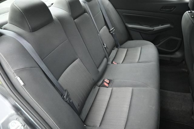 Used 2025 Nissan Altima 2.5 SV FWD image 47
