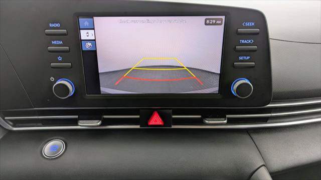 Used 2025 Hyundai Elantra Hybrid FWD image 29