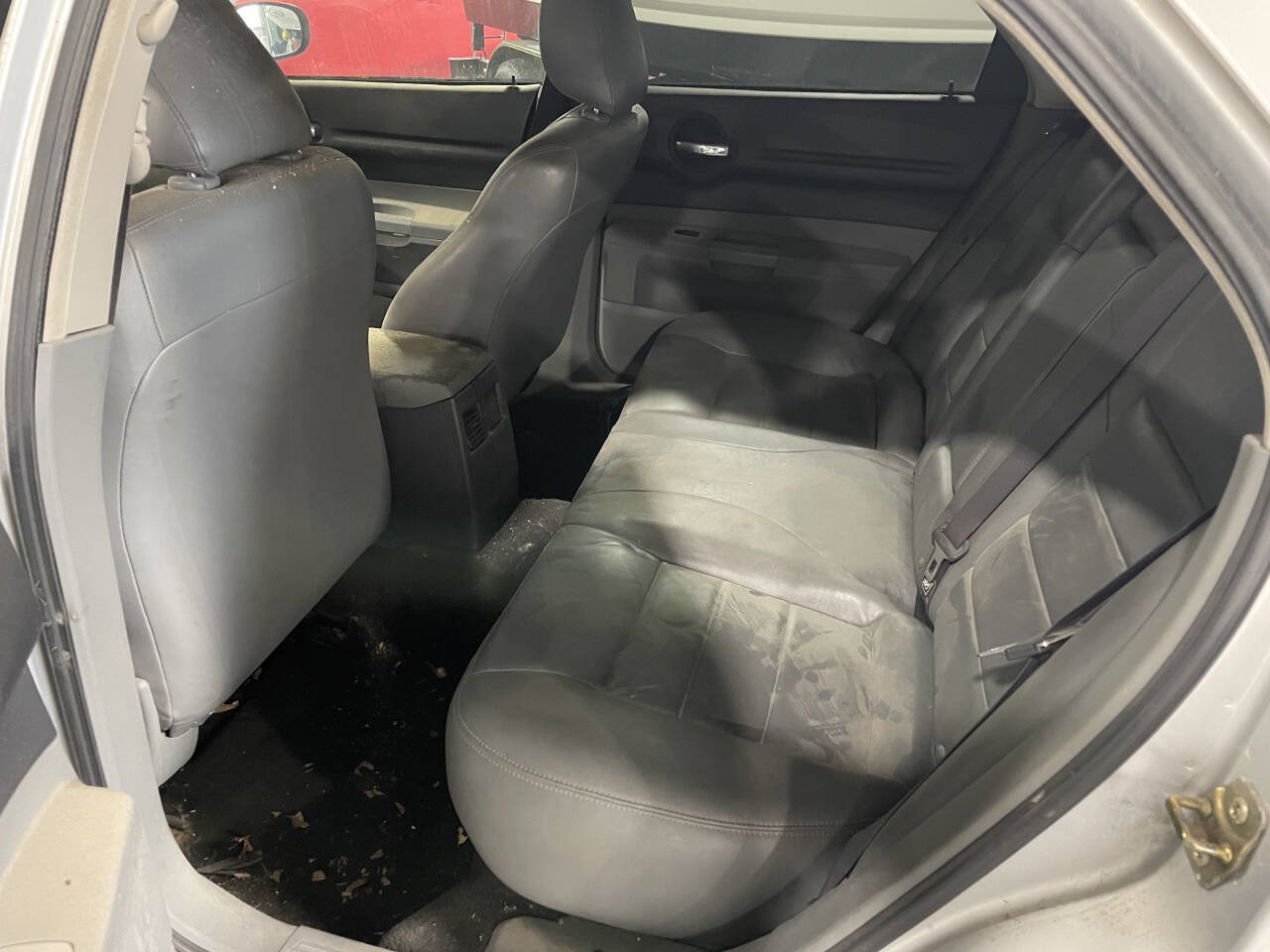 Used 2005 Dodge Magnum SE RWD image 11