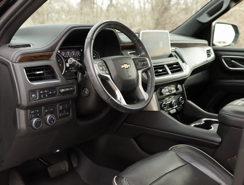 Used 2021 Chevrolet Tahoe Premier w/ Premium Package image 9