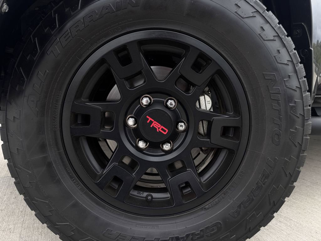 Used 2023 Toyota 4Runner SR5 Premium w/ Moonroof Package AWD/4WD image 8