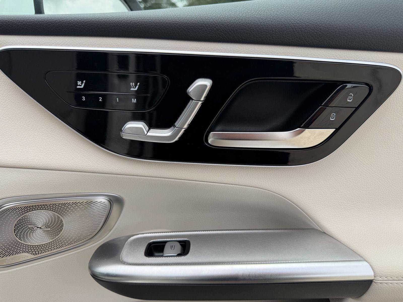 Certified 2026 Mercedes-Benz GLC 300 image 28