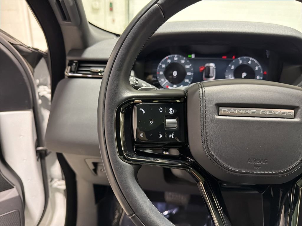 Used 2026 Land Rover Range Rover Velar S AWD/4WD image 27
