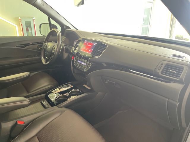 Certified 2023 Honda Ridgeline Black Edition image 24