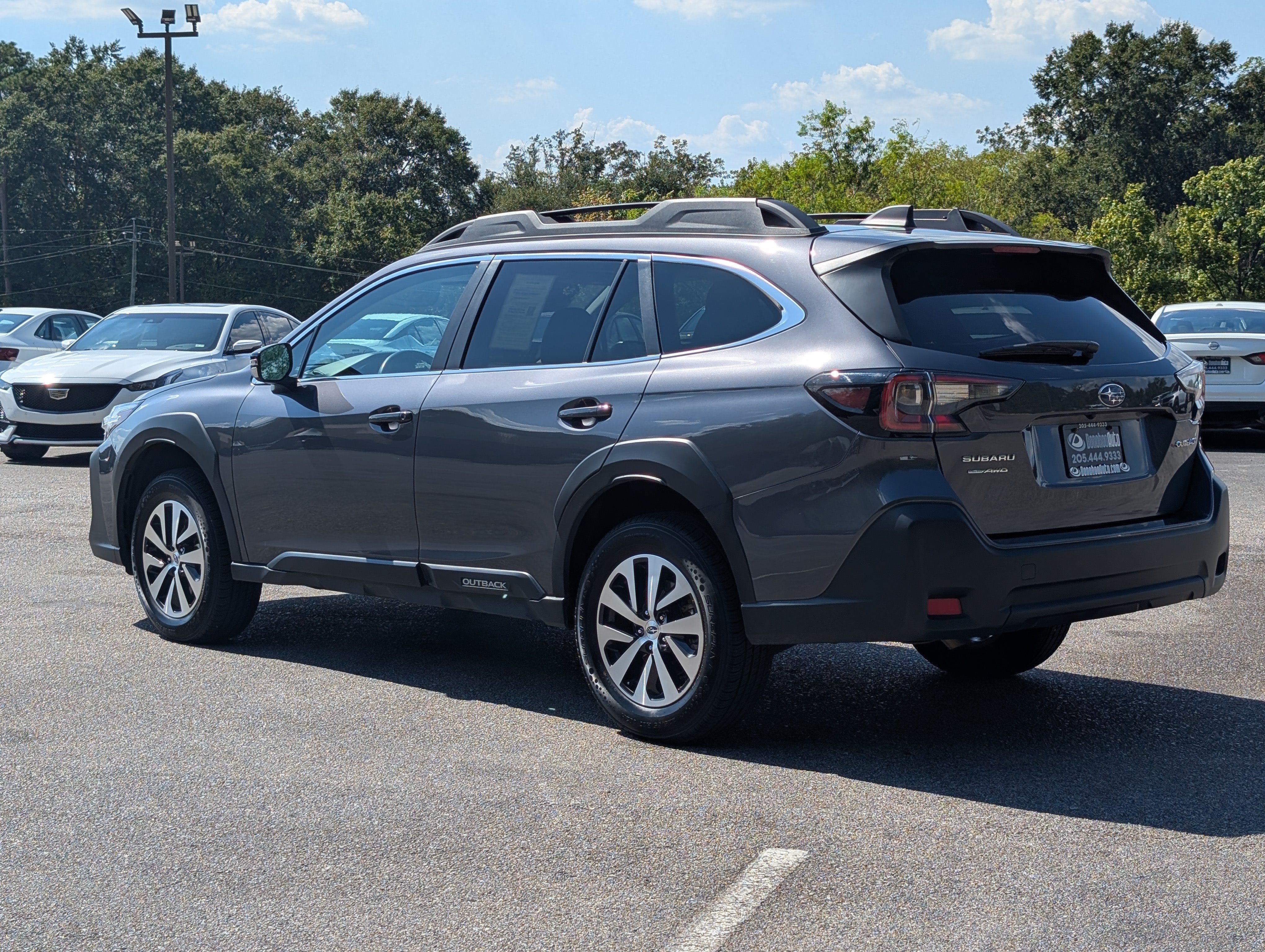 Used 2024 Subaru Outback Premium AWD/4WD image 7