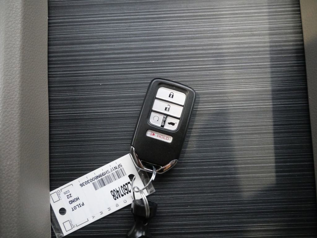Used 2022 Honda Pilot Touring image 32