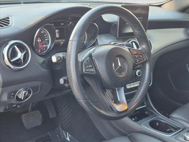 Used 2019 Mercedes-Benz GLA 250 image 10