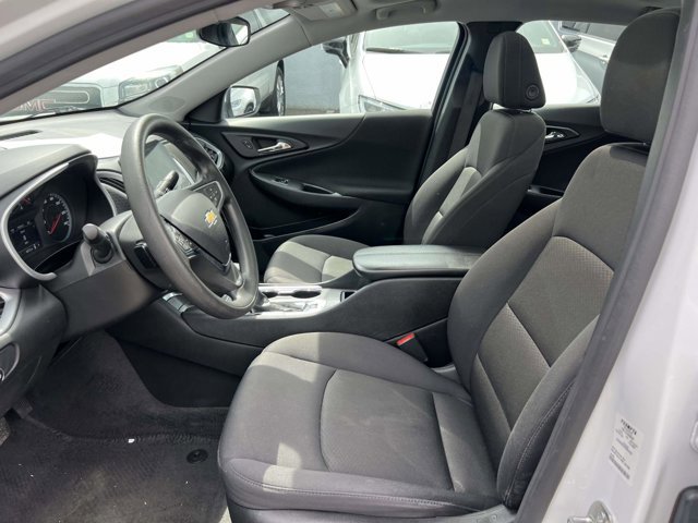 Used 2023 Chevrolet Malibu LT FWD image 15