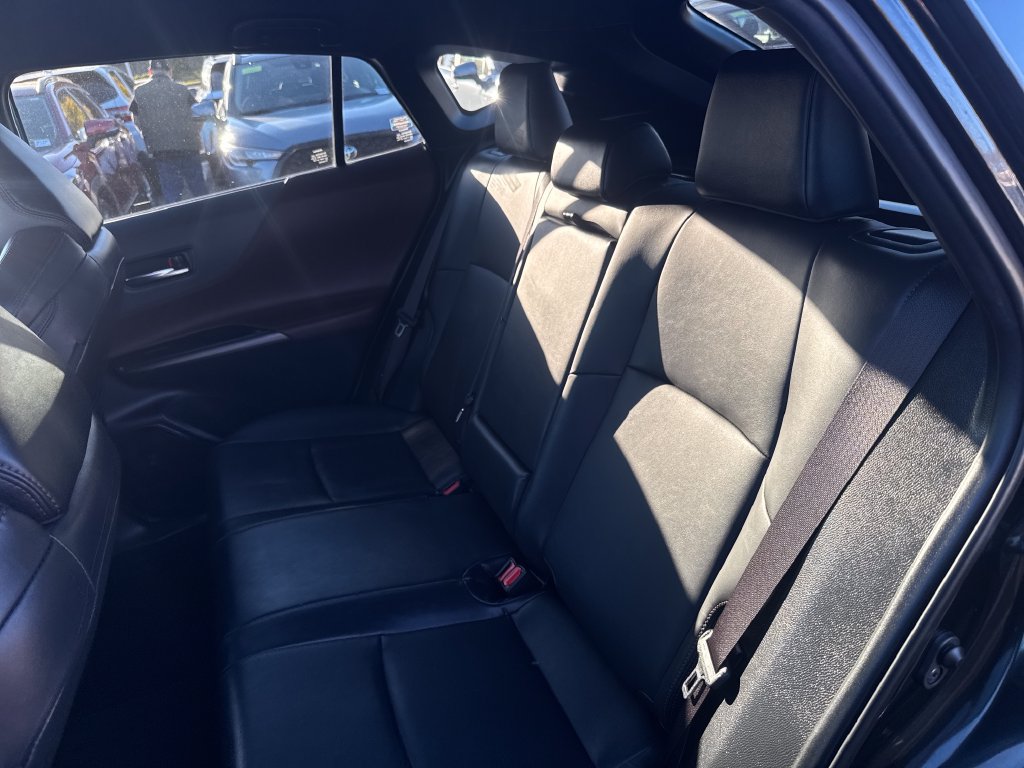 Used 2023 Toyota Venza XLE AWD/4WD image 36