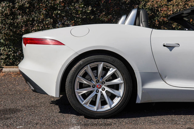 Used 2017 Jaguar F-TYPE Convertible image 10