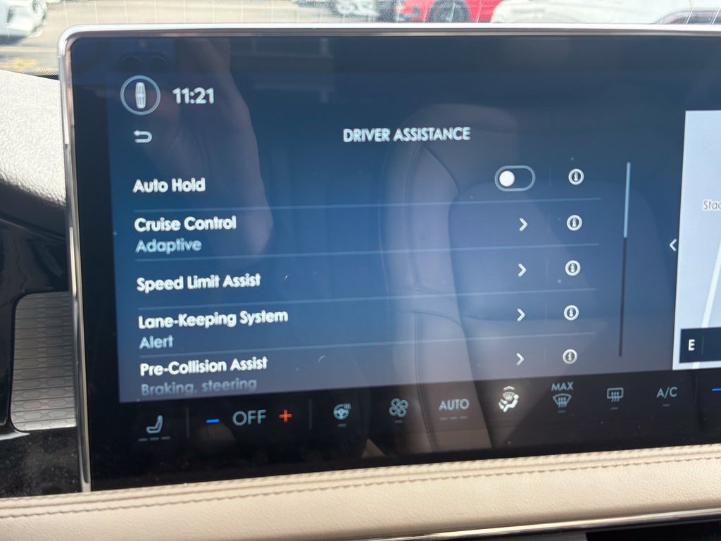 Used 2023 Lincoln Corsair AWD w/ Equipment Group 101A image 36