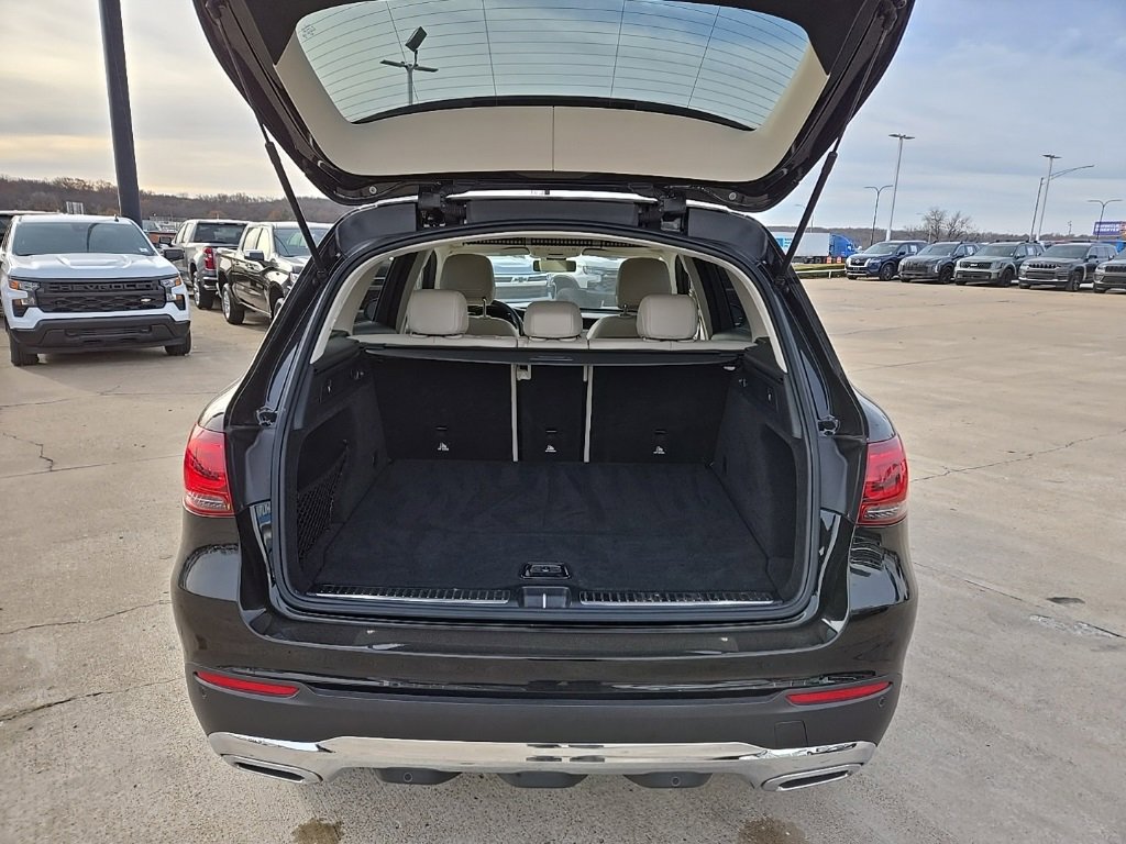 Used 2021 Mercedes-Benz GLC 300 4MATIC image 43