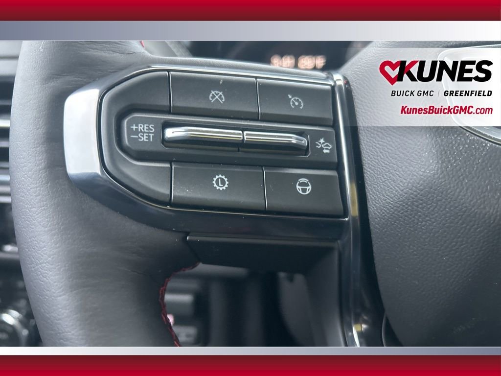 New 2026 GMC Yukon AT4 Ultimate w/ LPO, Floor Liner Package image 31