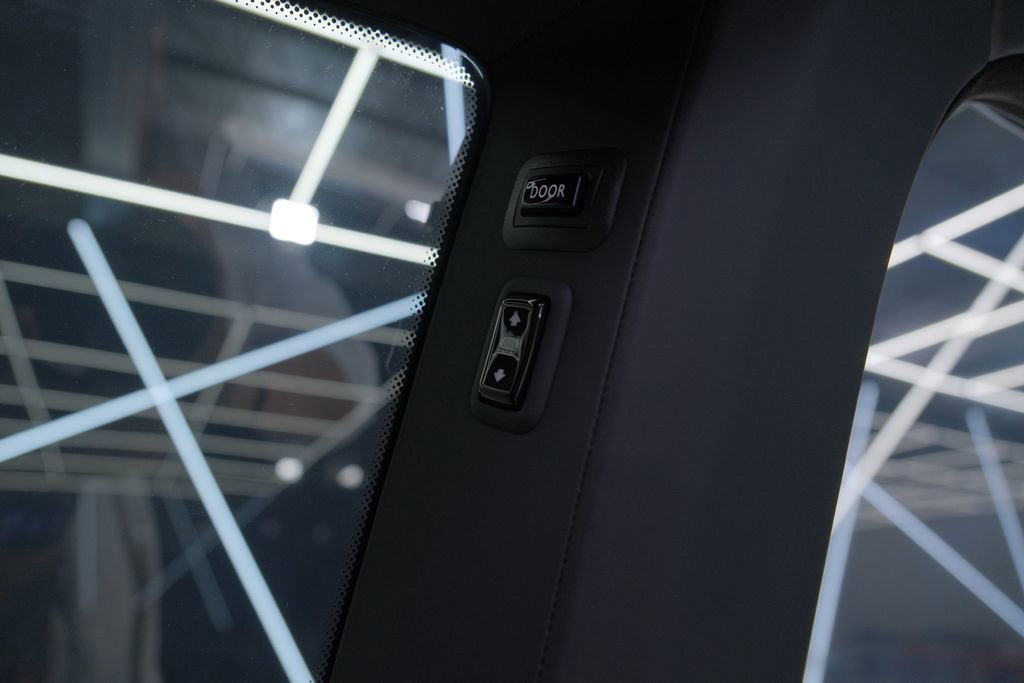 Used 2026 Rolls-Royce Cullinan image 72