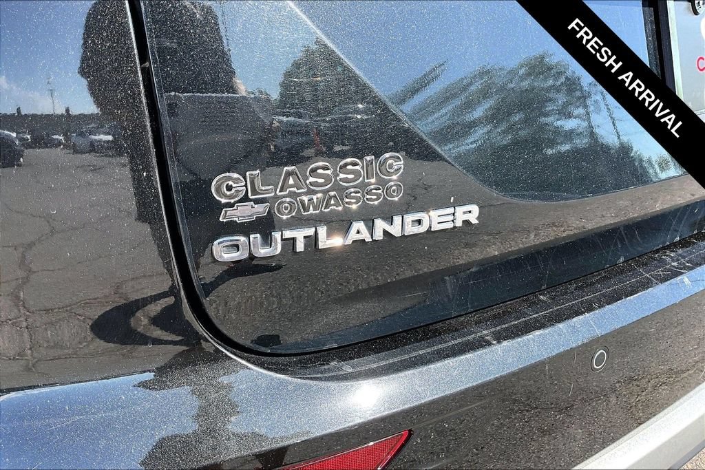 Used 2024 Mitsubishi Outlander SE FWD image 23