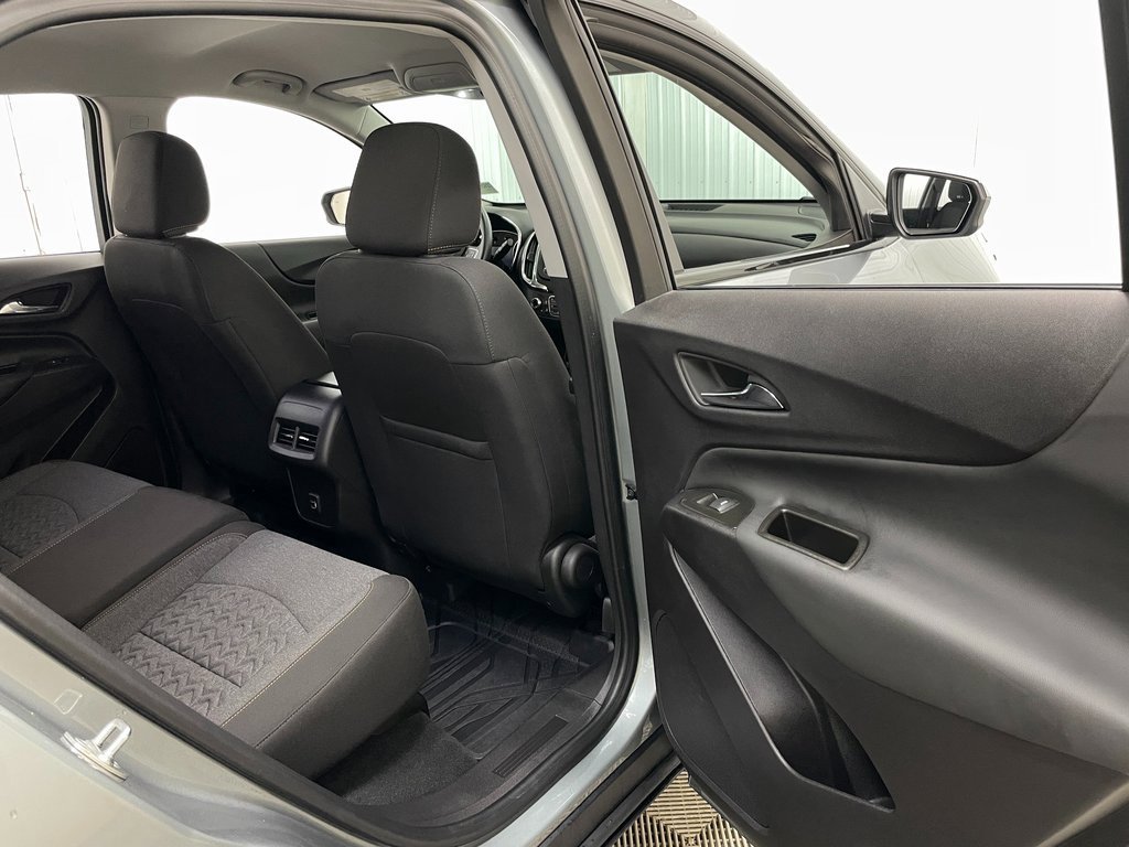 Certified 2024 Chevrolet Equinox LT w/ LPO, Floor Liner Package image 40