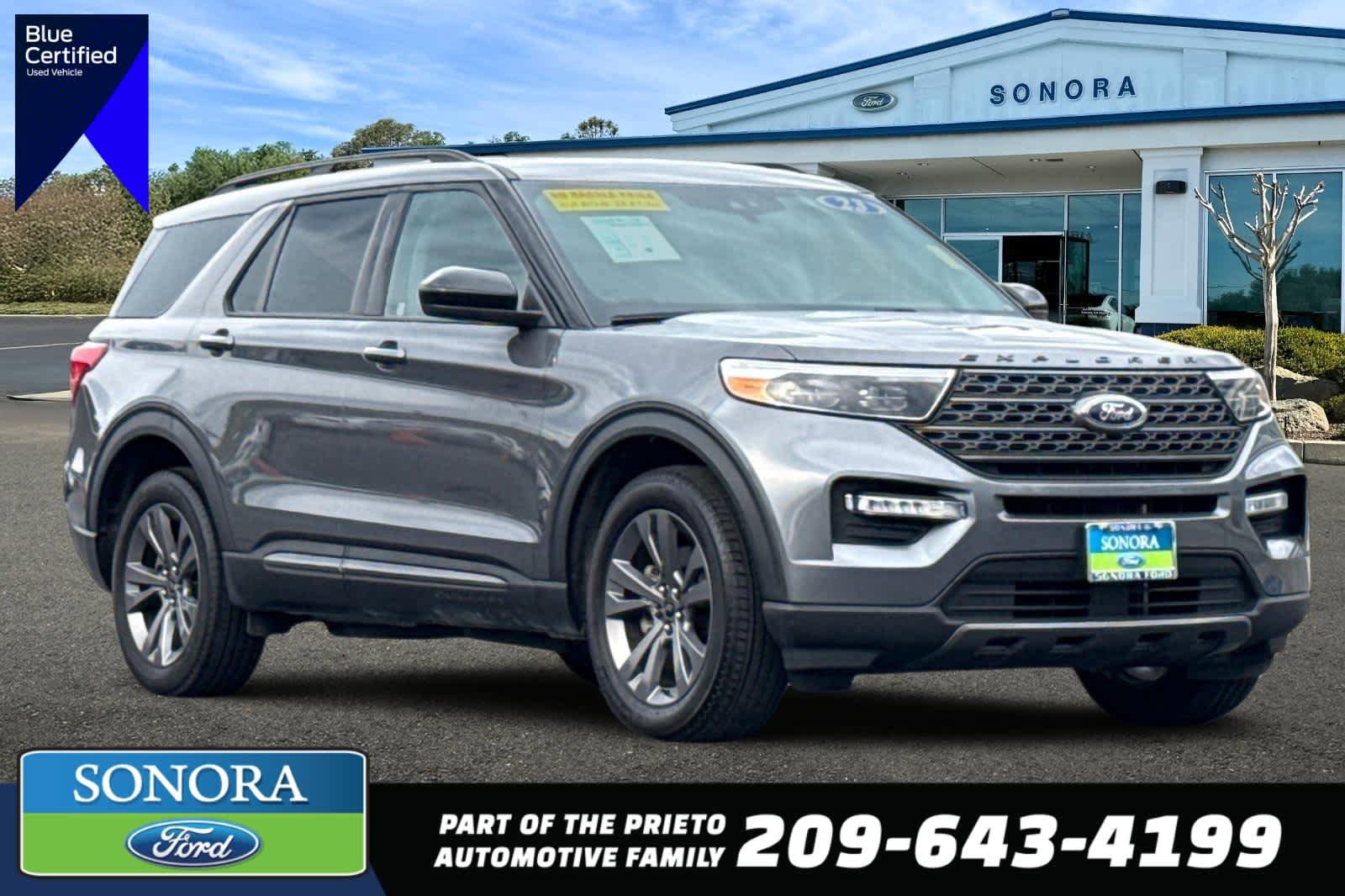 Certified 2023 Ford Explorer XLT w/ Equipment Group 202A AWD/4WD image 1