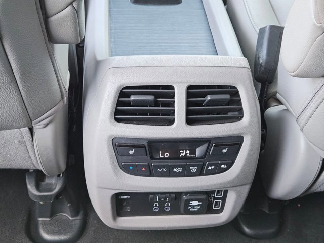 Used 2019 Honda Pilot Touring image 24