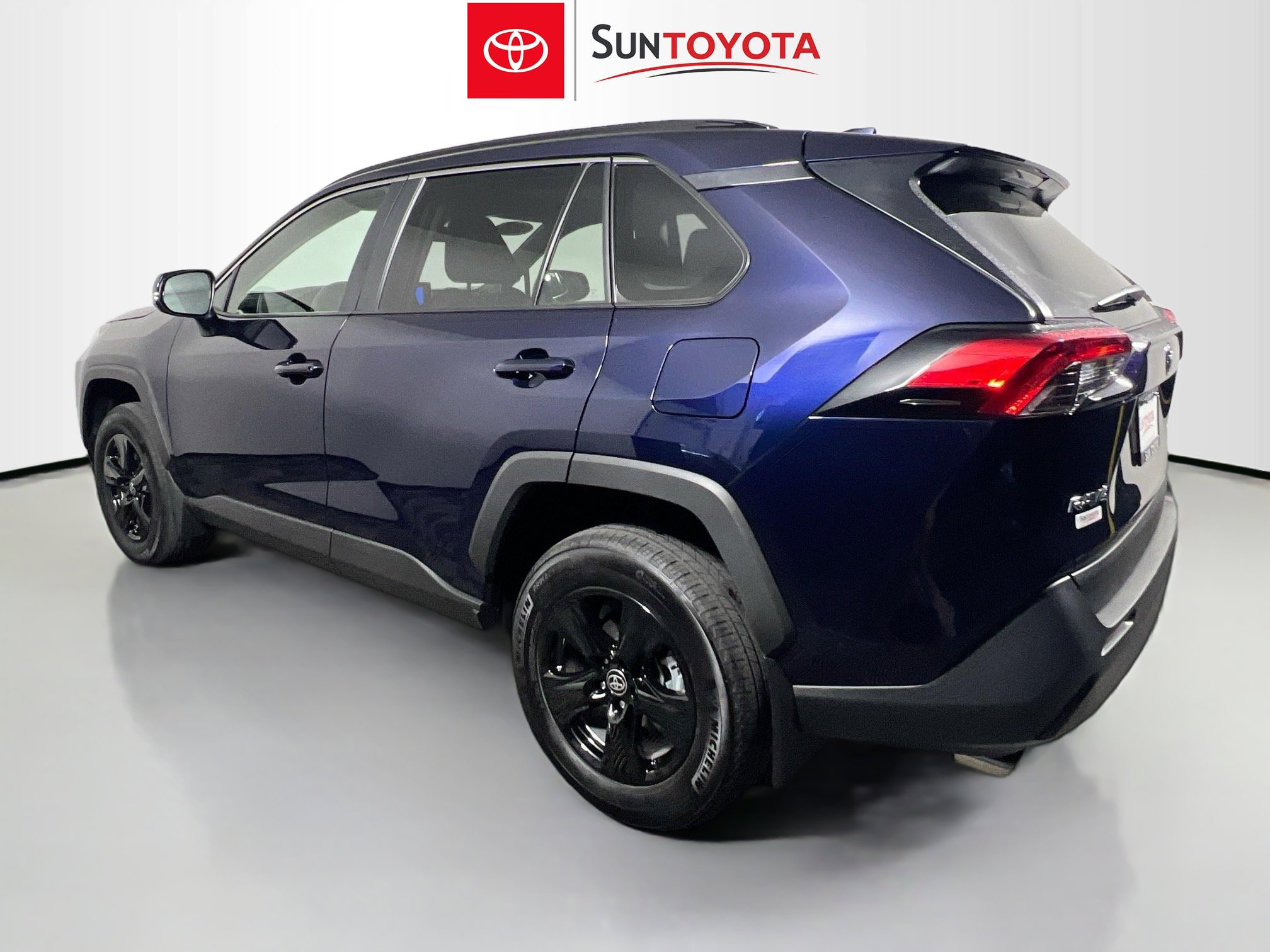 Used 2025 Toyota RAV4 XLE w/ Convenience Package image 6