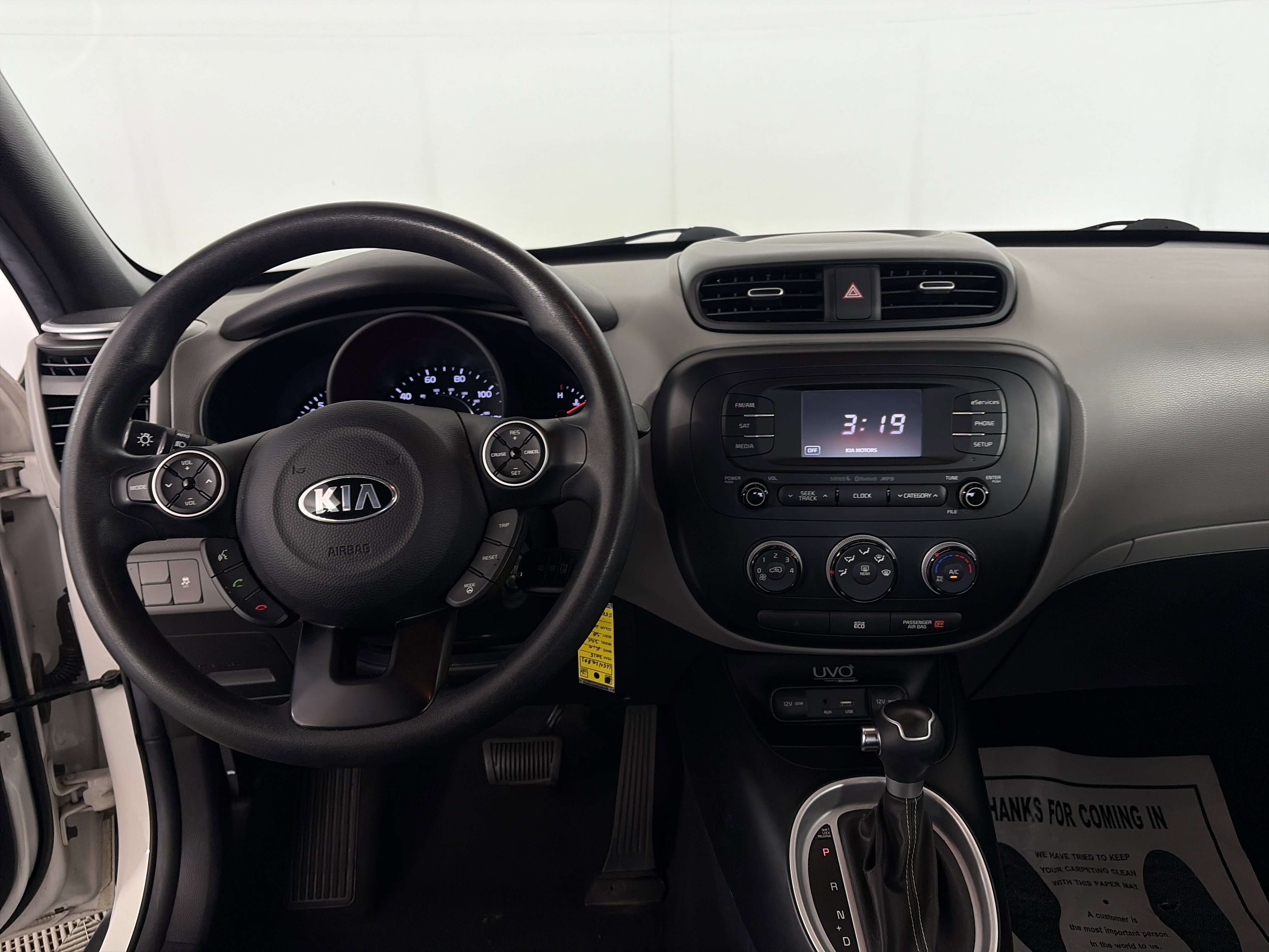 Used 2015 Kia Soul + FWD image 3