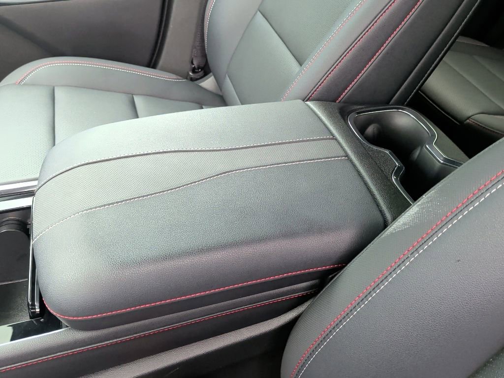 Used 2025 Chevrolet Traverse Z71 AWD/4WD image 29