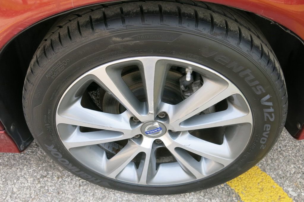 Used 2011 Volvo C70 T5 image 33