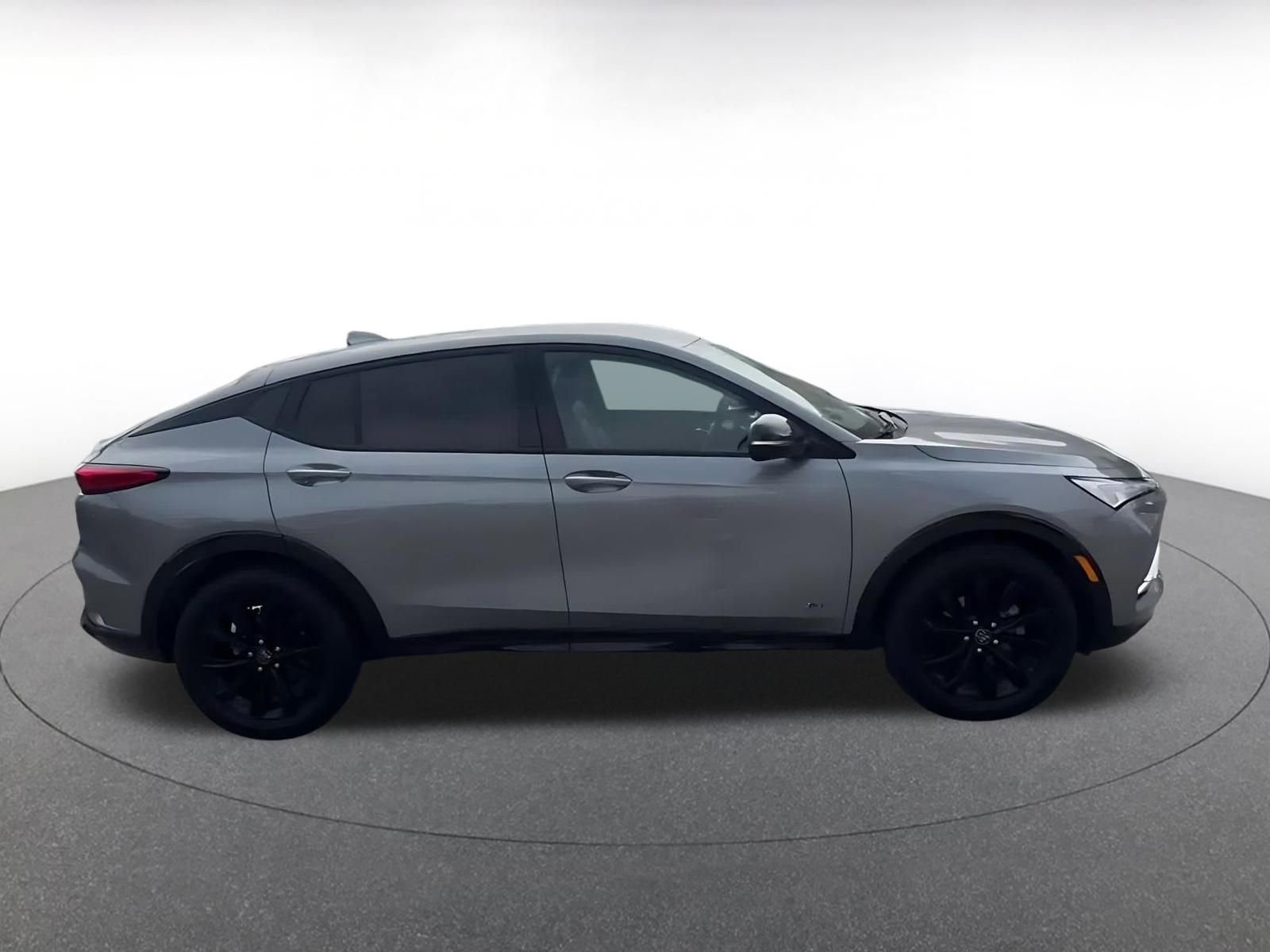 Used 2025 Buick Envista Sport Touring image 16