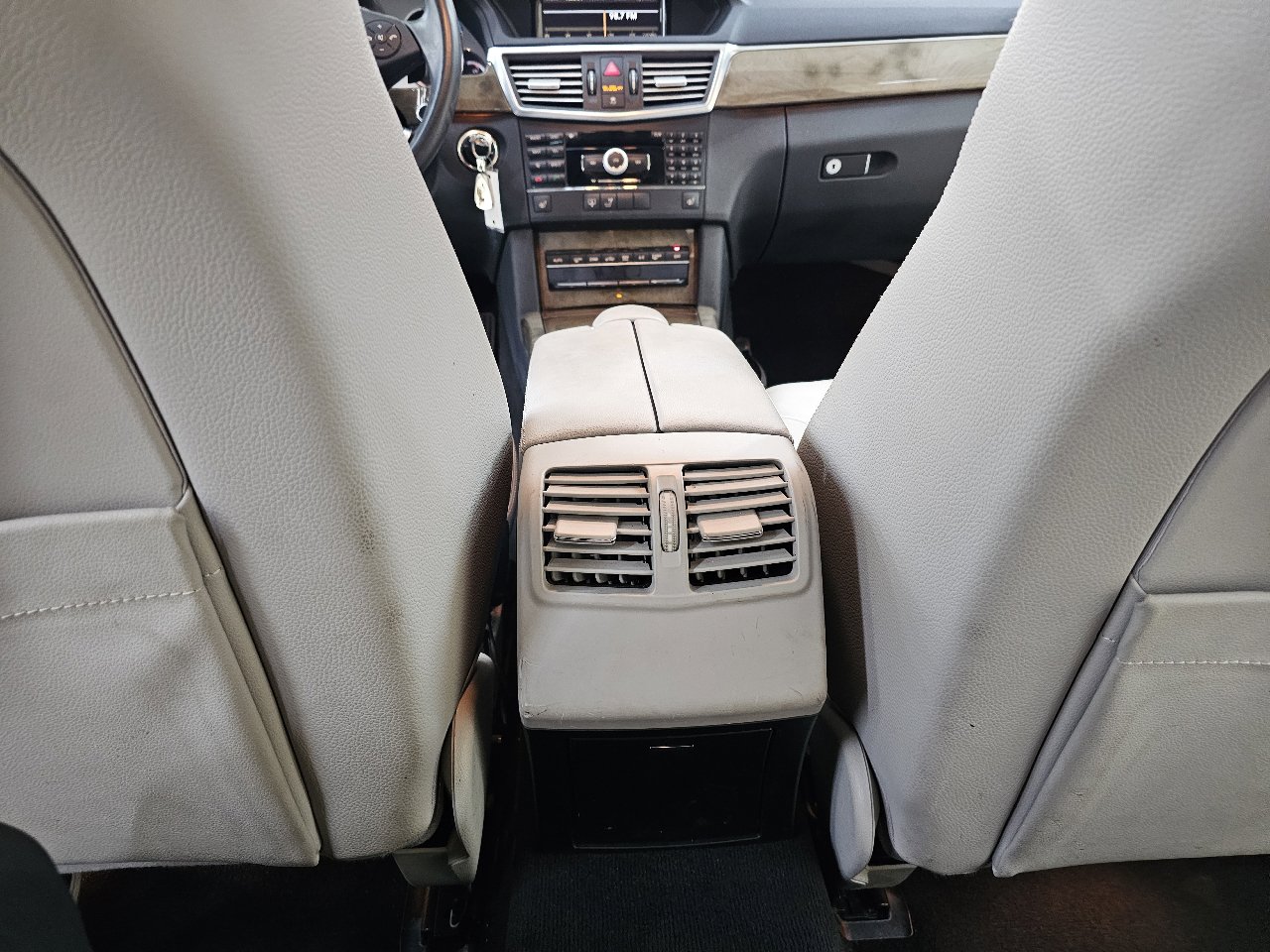 Used 2010 Mercedes-Benz E 350 Sedan w/ Premium 1 Pkg image 26