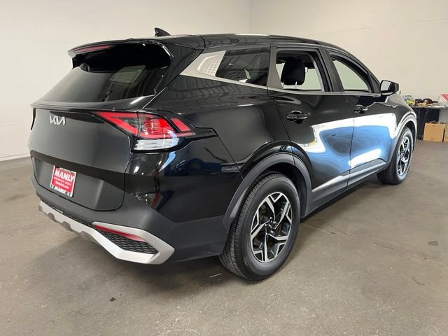 Used 2024 Kia Sportage LX FWD image 3