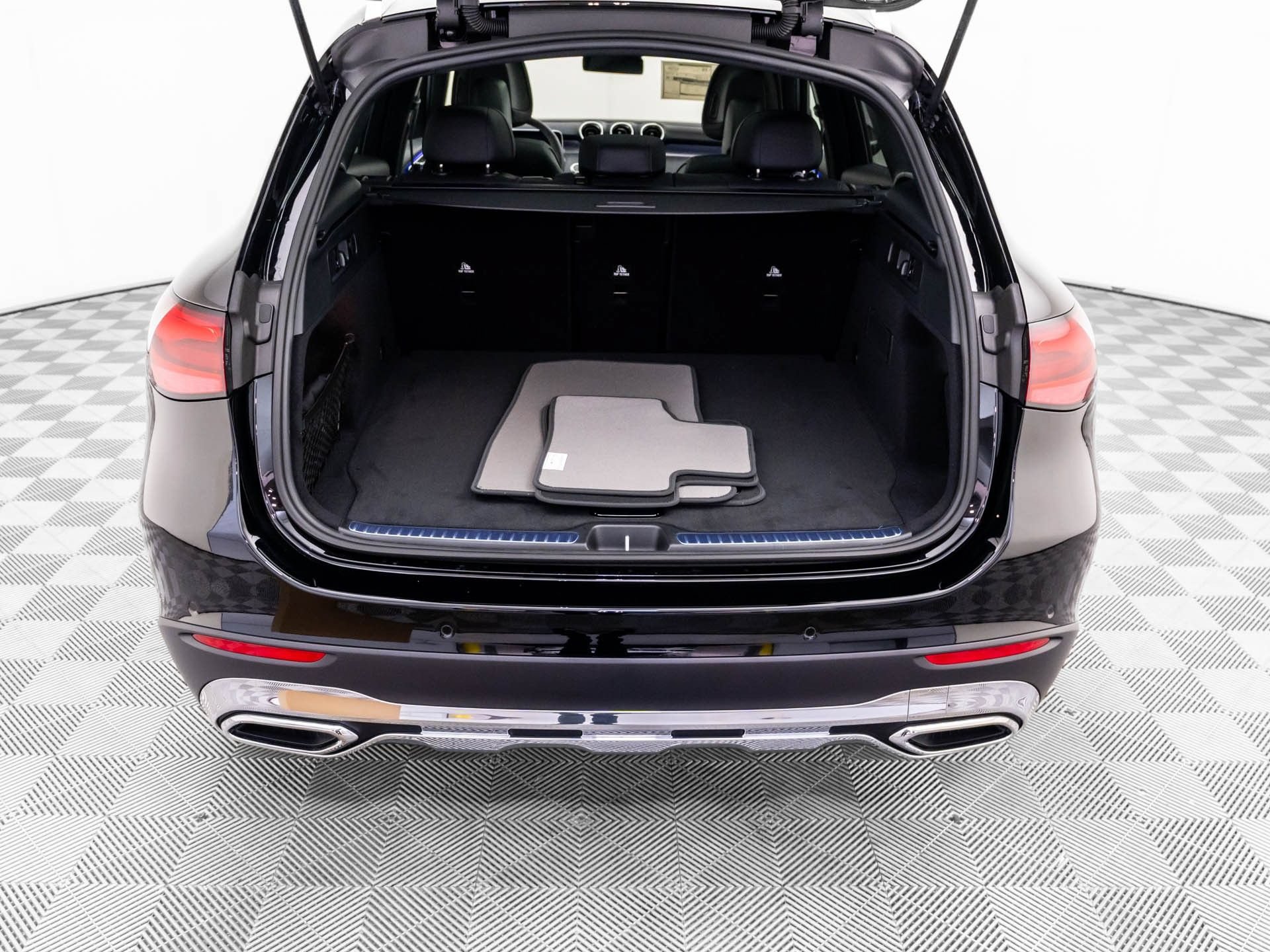 New 2026 Mercedes-Benz GLC 300 4MATIC image 31