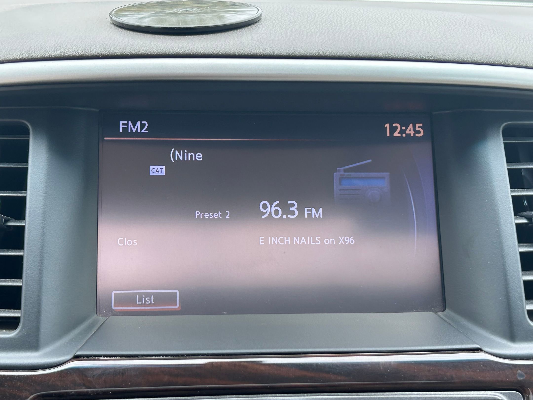 Used 2014 Nissan Pathfinder Platinum w/ Platinum Premium Package AWD/4WD image 19