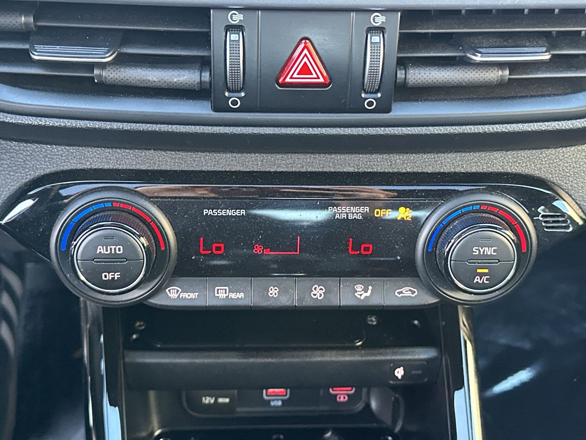 Certified 2022 Kia Forte GT image 17