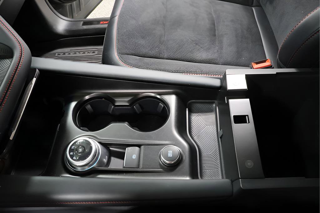 Used 2025 Ford Explorer ST AWD/4WD image 21