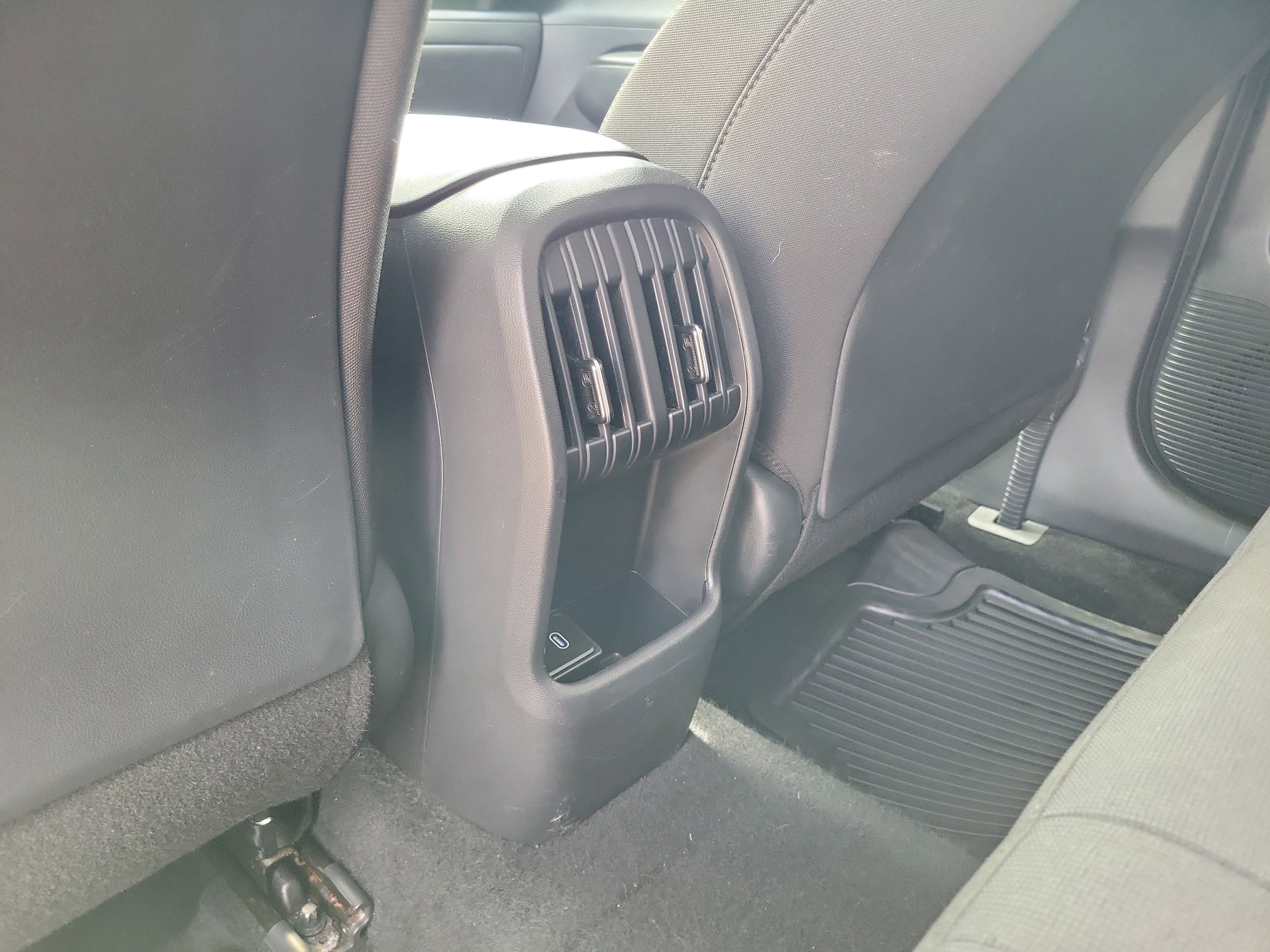 Used 2024 Hyundai Kona SEL image 13