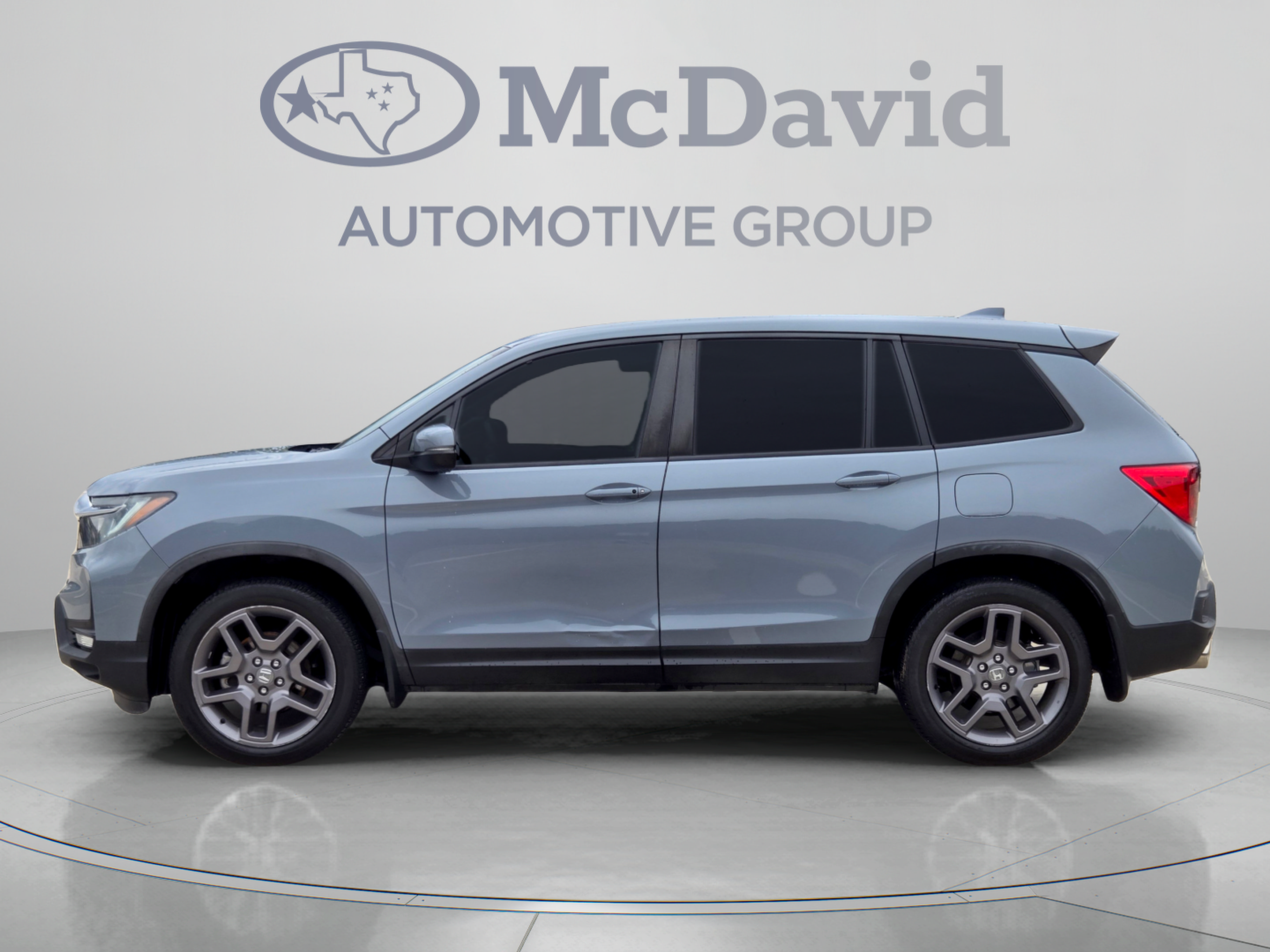 Used 2022 Honda Passport EX-L image 2