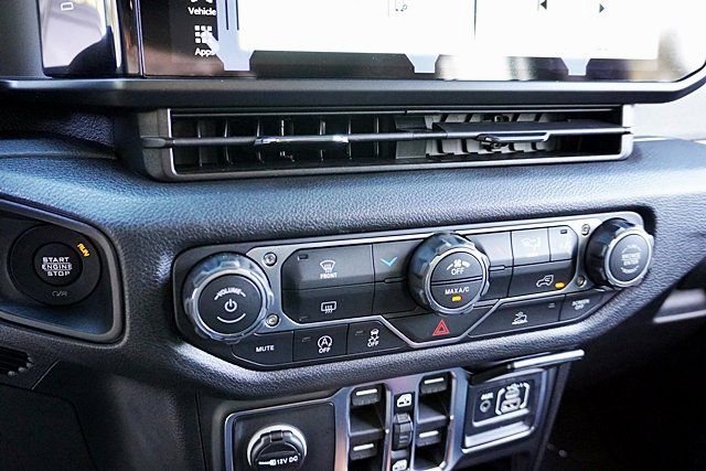 New 2026 Jeep Wrangler Unlimited Sport S image 32