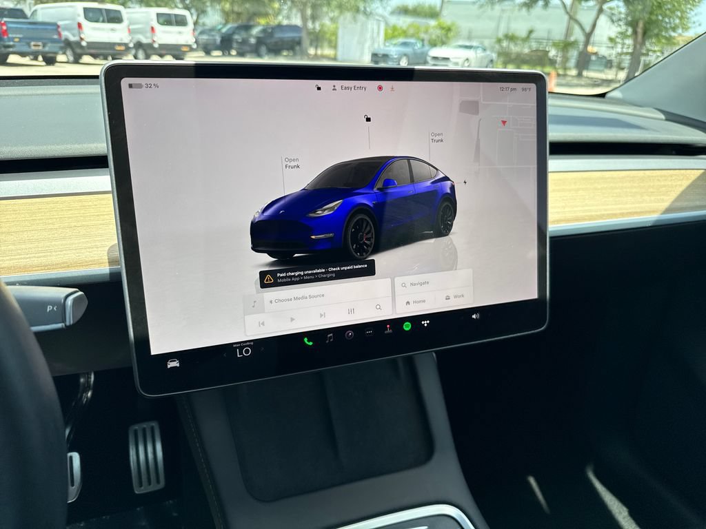 Used 2023 Tesla Model Y Performance AWD/4WD image 16
