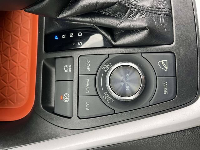 Used 2021 Toyota RAV4 Adventure AWD/4WD image 31