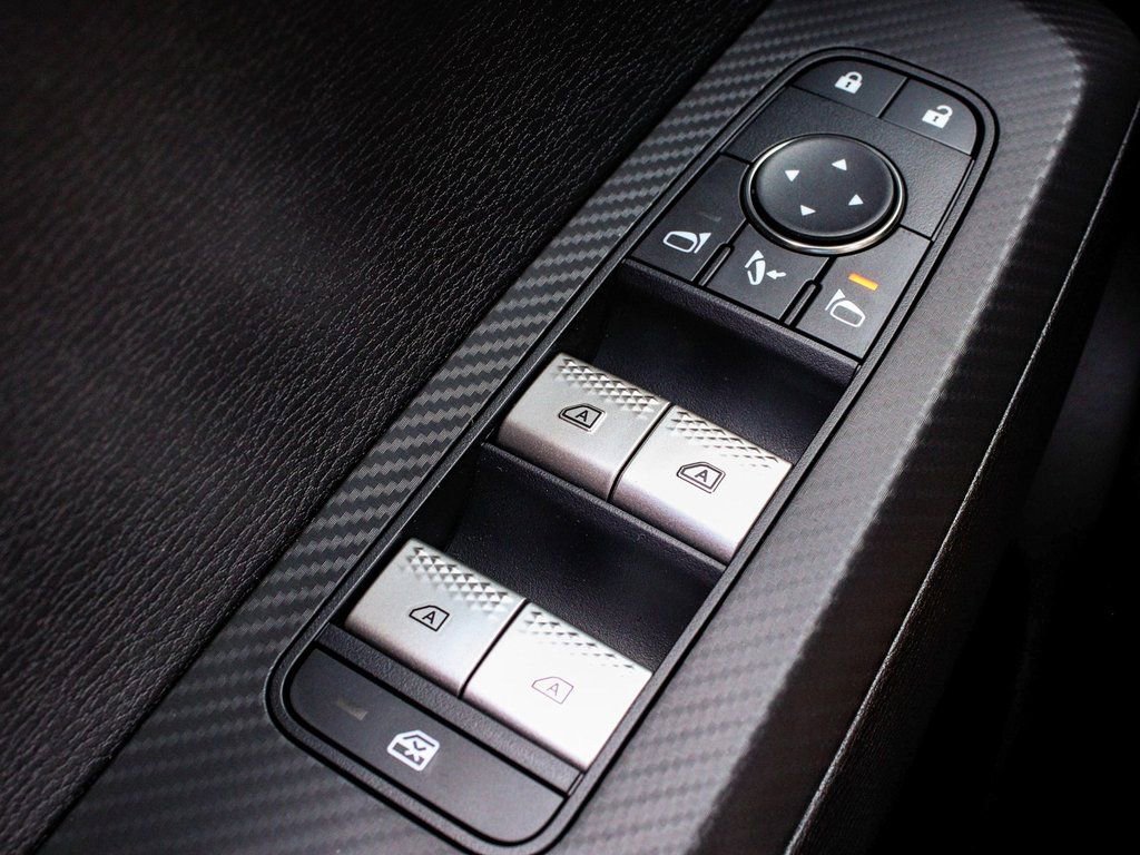 New 2025 Mitsubishi Outlander SEL image 10