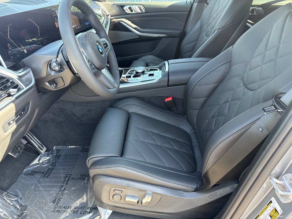 New 2026 BMW X5 xDrive40i w/ M Sport Package AWD/4WD image 22