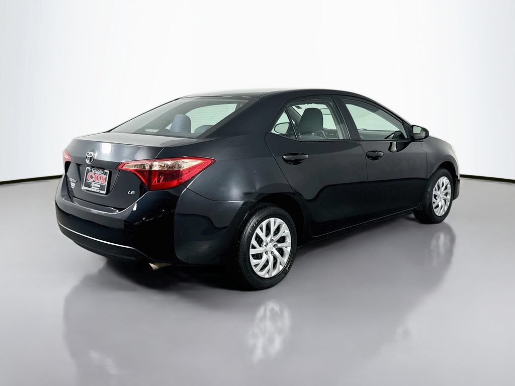 Certified 2018 Toyota Corolla LE FWD image 5