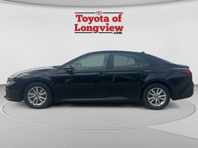 Used 2025 Toyota Camry LE FWD image 2