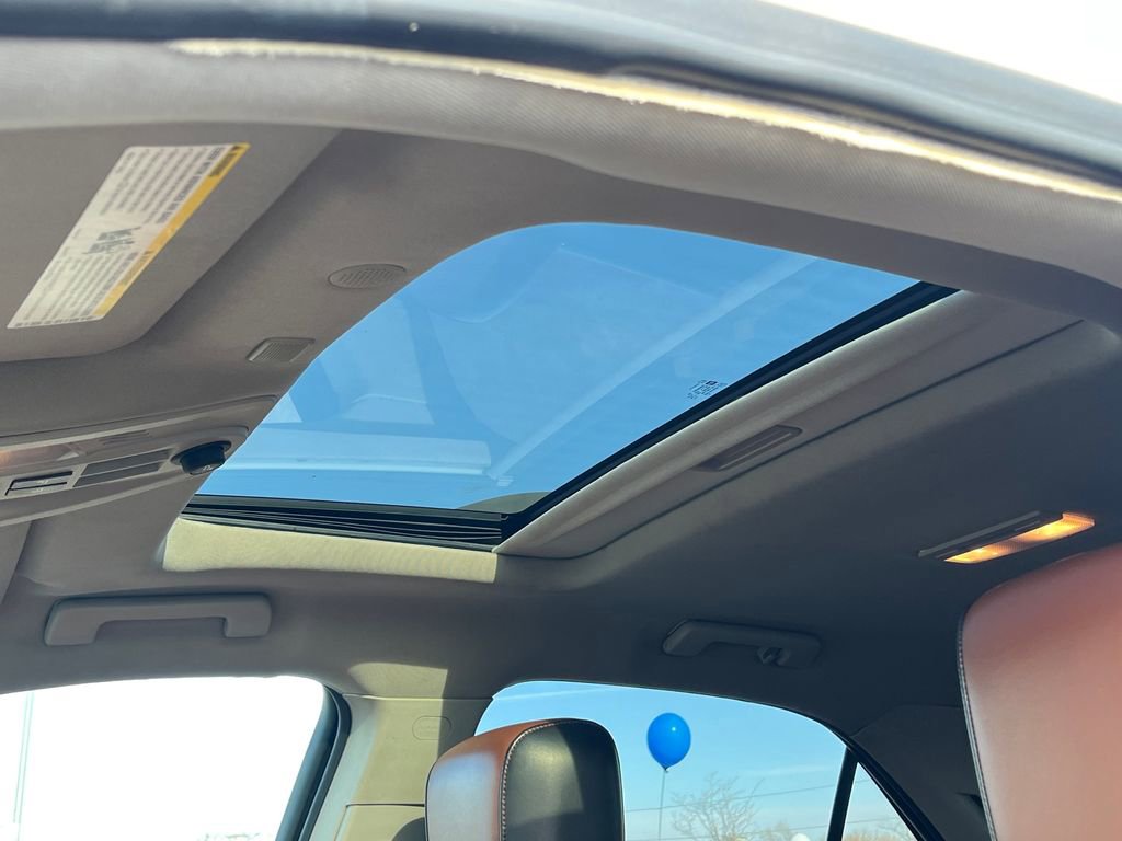 Used 2017 Chevrolet Equinox Premier w/ Enhanced Convenience Package image 27